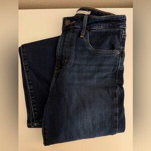 Levi’s Women’s jeans (25)